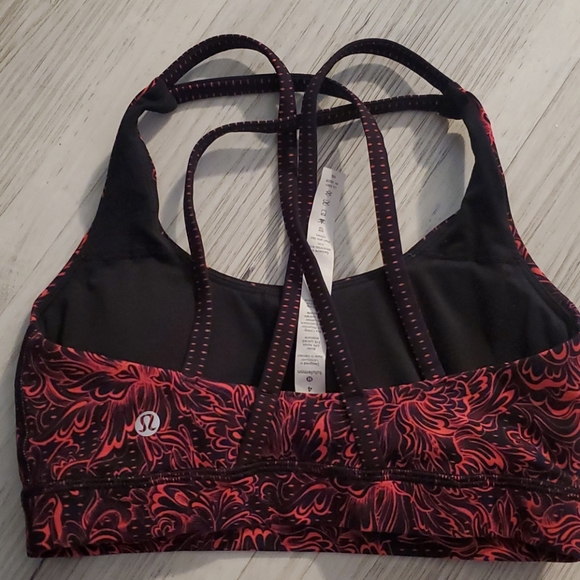 Lululemon Energy Bra, Size 4 - Picture 2 of 4